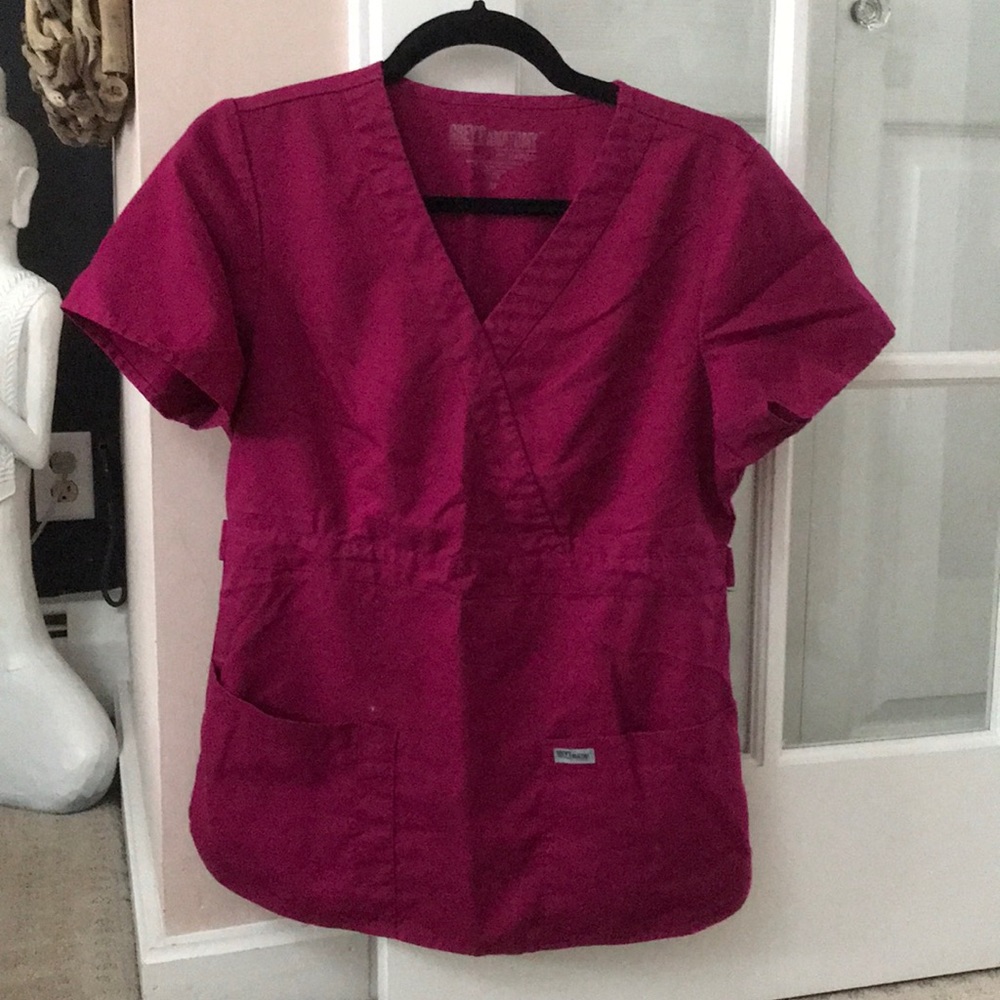 Scrub top